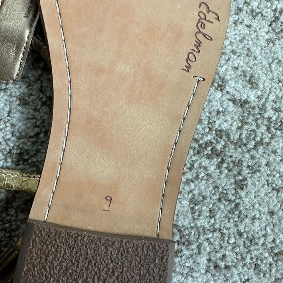 Sam Edelman Gigi Gold Signet Embossed Open Toe Ankle Strap Flats Sandals 9 - Picture 6 of 7